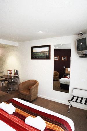 Mansfield Motel - Phillip Island Accommodation 3