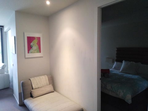 Marina View Apartment On The Maribyrnong River, Melbourne - Phillip Island Accommodation 1