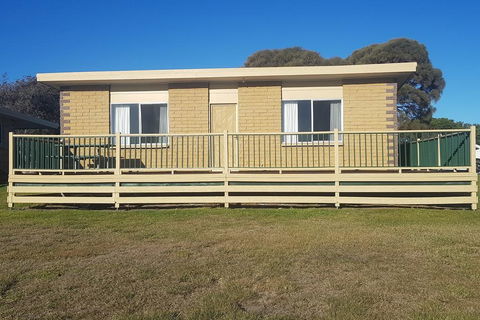 MARLO - Phillip Island Accommodation 0