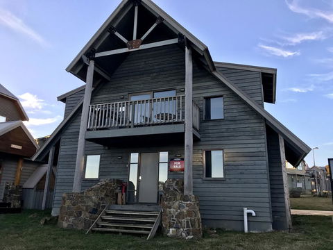 Maunga Lodge - Phillip Island Accommodation 0