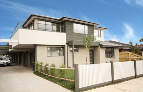 Melbourne Travel Station - Phillip Island Accommodation 0