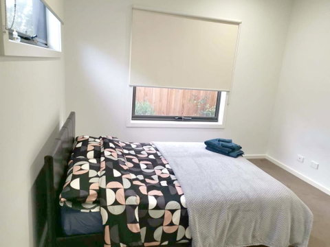 Melbourne Travel Station - Phillip Island Accommodation 2
