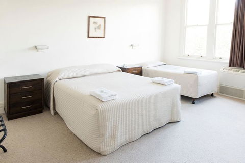 Mercantile Hotel - Phillip Island Accommodation 1