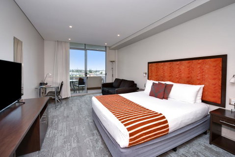 Mercure Centro Port Macquarie - Phillip Island Accommodation 3