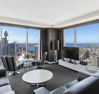 Meriton Suites World Tower - Phillip Island Accommodation