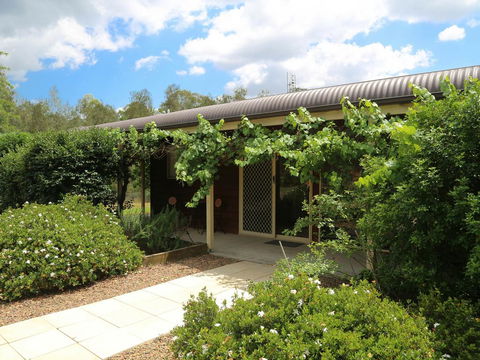 Misty Glen Cottage - Phillip Island Accommodation 2
