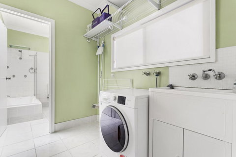 Morna Point Road 86A, Nell's Cottage - Phillip Island Accommodation 2