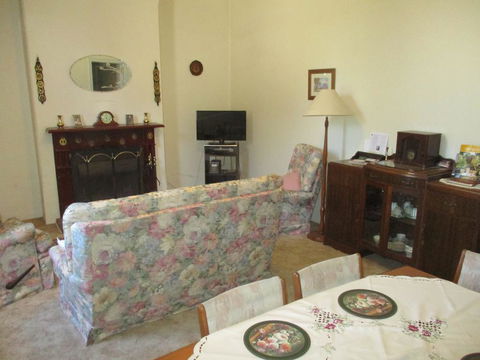 Morse Cottage - Phillip Island Accommodation 3