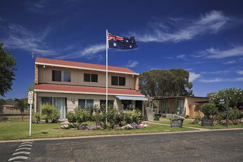 Mudgee Valley Park - Phillip Island Accommodation 0