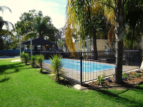 Narrabri Motel And Caravan Park - Phillip Island Accommodation 0