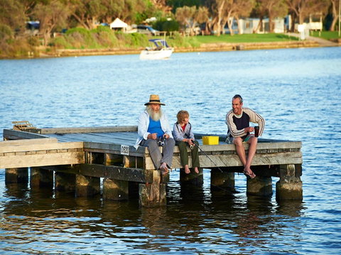 Augusta Escape Holiday Units - Phillip Island Accommodation 42