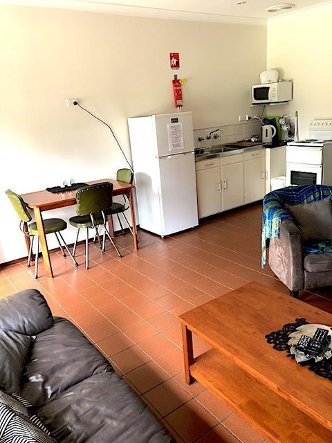 Augusta Escape Holiday Units - Phillip Island Accommodation 16