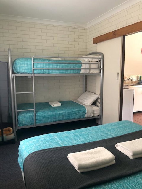 Augusta Escape Holiday Units - Phillip Island Accommodation 6