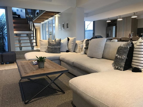 The Urban Beach House - Phillip Island Accommodation 0