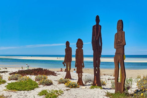 The Urban Beach House - Phillip Island Accommodation 2