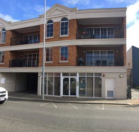 James Henty Apartments - Phillip Island Accommodation
