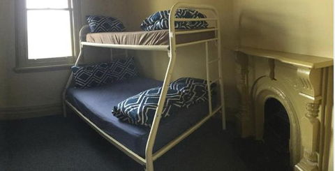 Fremantle Beach Backpackers - Phillip Island Accommodation 1