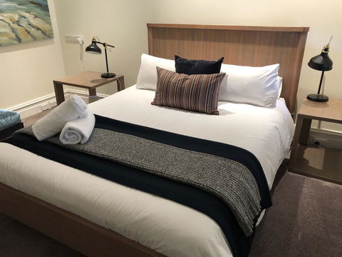 Caves Road Guest Houses - Phillip Island Accommodation 6