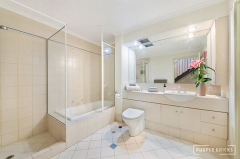 Spacious Central Townhouse - Phillip Island Accommodation 6