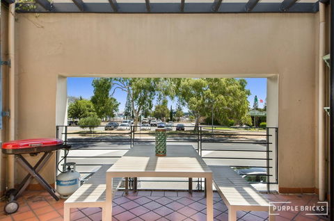 Spacious Central Townhouse - Phillip Island Accommodation 9