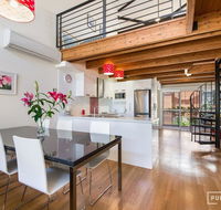 Spacious Central Townhouse - Phillip Island Accommodation