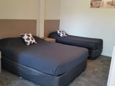 Mandurah Foreshore Motel - Phillip Island Accommodation 7