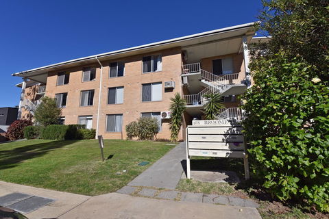 Cottesloe Apartment Close To Beach - Phillip Island Accommodation 30