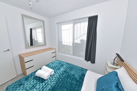 Cottesloe Apartment Close To Beach - Phillip Island Accommodation 9