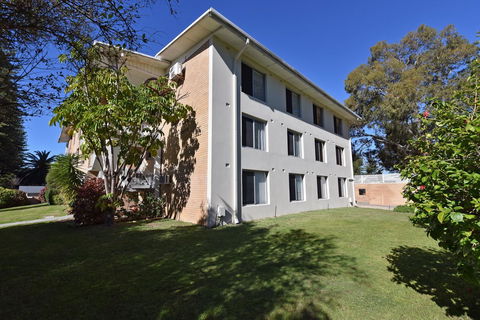 Cottesloe Apartment Close To Beach - Phillip Island Accommodation 28