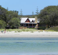 Beach House Dunsborough - Phillip Island Accommodation