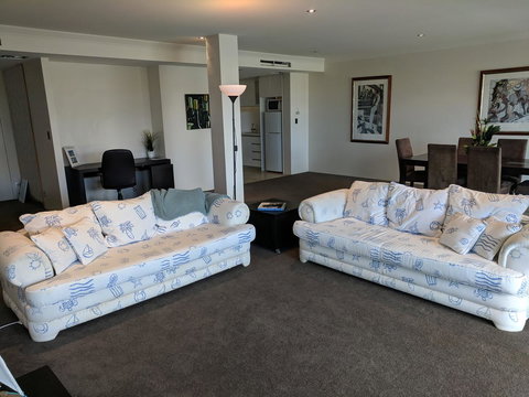 Riverside Retreat - Phillip Island Accommodation 14