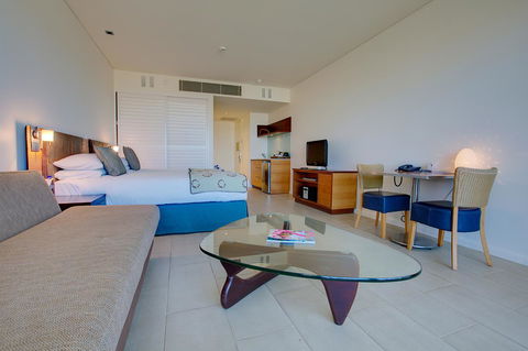 Mantarays Ningaloo Beach Resort - Phillip Island Accommodation 16