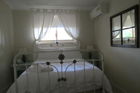 Bentwood Olive Grove Accommodation - Phillip Island Accommodation 6