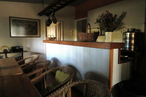 Bentwood Olive Grove Accommodation - Phillip Island Accommodation 8