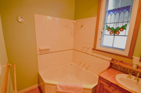 RoseMoore Bed & Breakfast - Phillip Island Accommodation 13