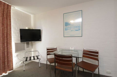 Atrium Hotel Mandurah - Phillip Island Accommodation 2