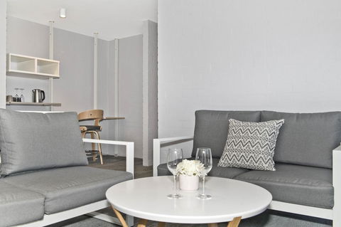 Atrium Hotel Mandurah - Phillip Island Accommodation 22