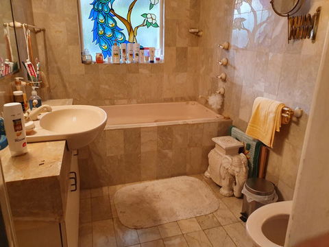 Airport HomeStay - Phillip Island Accommodation 7