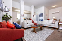 Como Executive Apartment