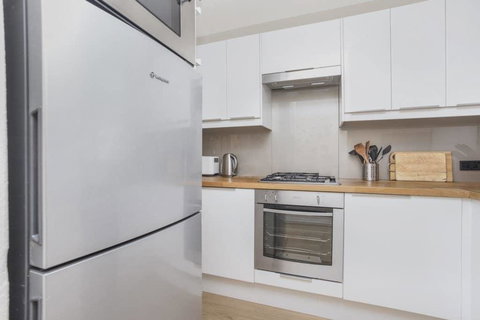 Gorgeous 26 1 Bed Designer Fitout Perfect Location - Phillip Island Accommodation 40