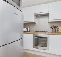 Gorgeous 26 1 bed designer fitout perfect location - Phillip Island Accommodation