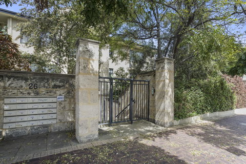 Gorgeous 26 1 Bed Designer Fitout Perfect Location - Phillip Island Accommodation 30