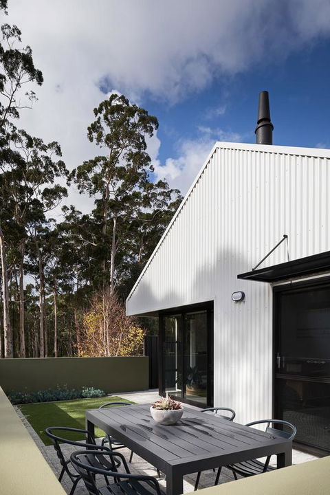 Berms And Barrels - New - Phillip Island Accommodation 12