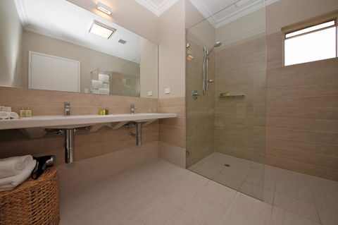 The Marina Hotel - Mindarie - Phillip Island Accommodation 15