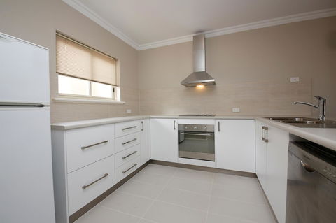 The Marina Hotel - Mindarie - Phillip Island Accommodation 8