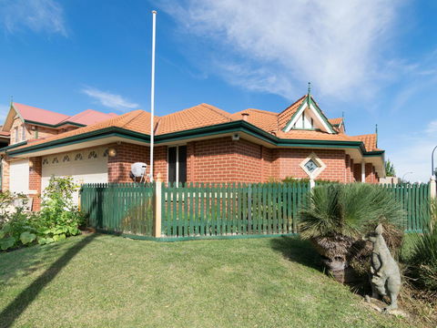 Ascot On Swan Bed & Breakfast - Phillip Island Accommodation 11