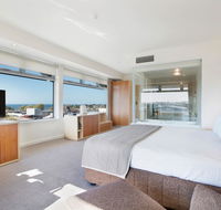 Quality Hotel Gateway Inn Devonport - Phillip Island Accommodation