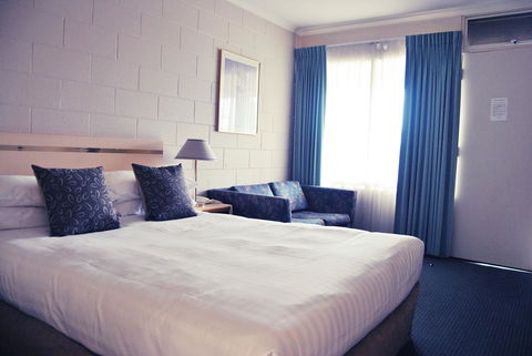 Comfort Inn Devonport - Phillip Island Accommodation 15