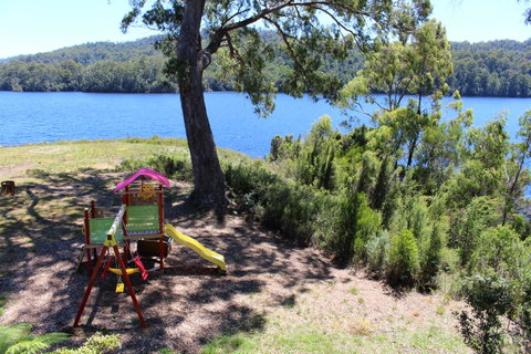 Tullah Lakeside Lodge - Phillip Island Accommodation 30