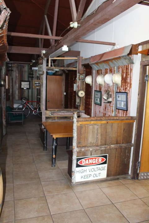 Tullah Lakeside Lodge - Phillip Island Accommodation 11